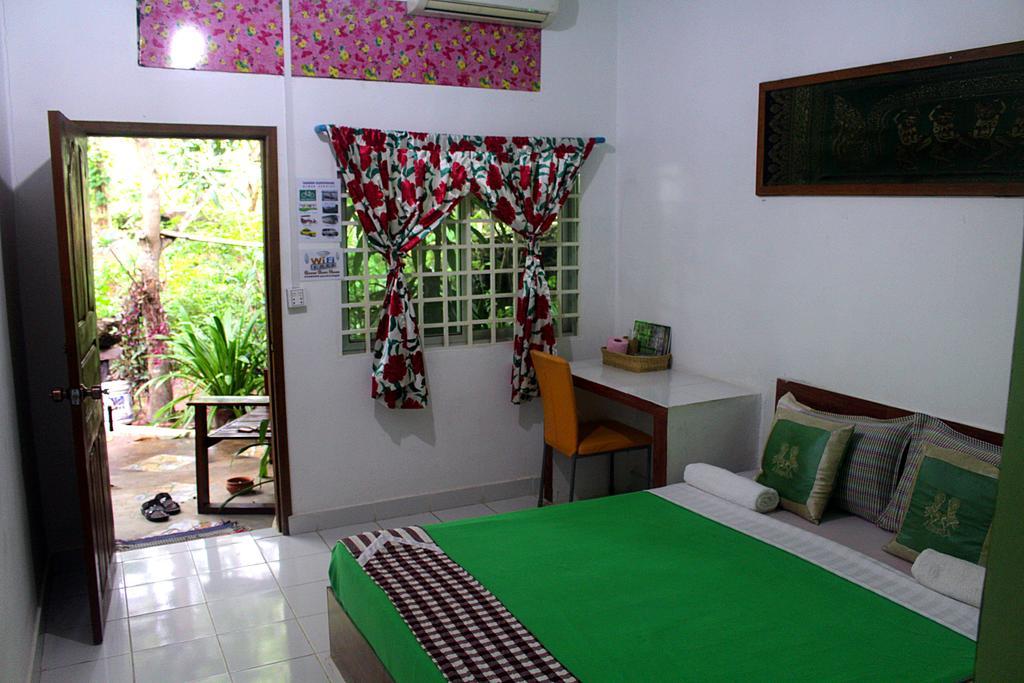 Garden Guesthouse Kampong Chhnang Room photo